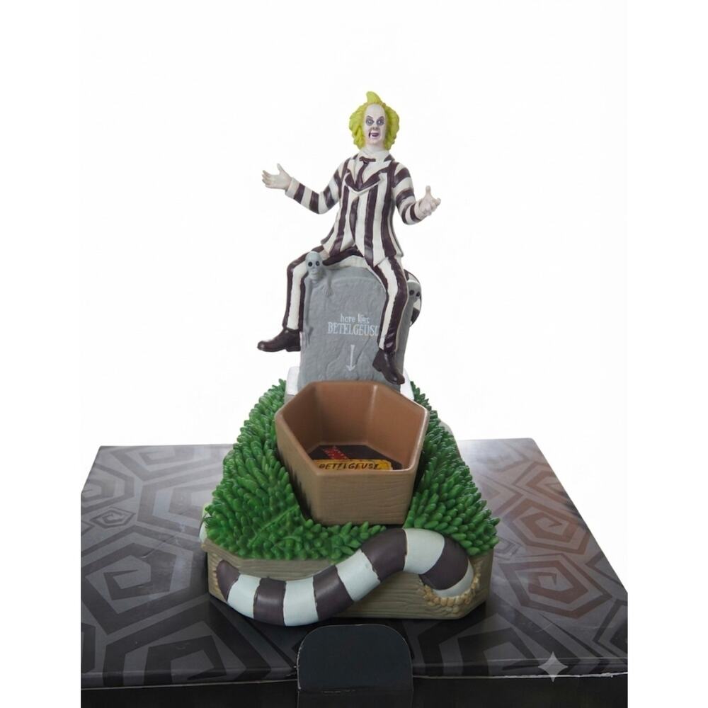 Scentsy Here Lies Betelgeuse Beetlejuice Full-Sized Wax Warmer Open Box - Picture 2 of 5